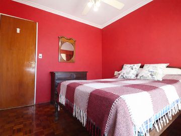 DEPARTAMENTO VENTA 4 AMBIENTES  2 BALCONES FLORES