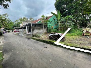 Tanah Pekarangan di Jalan Kaliurang Dekat Ponpes Pandanaran