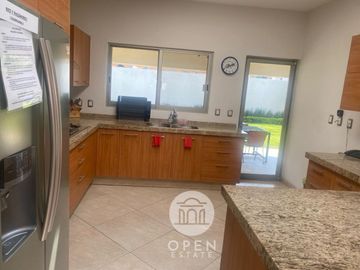 Venta o Renta Casa AMUEBLADA en Jiutepec Morelos