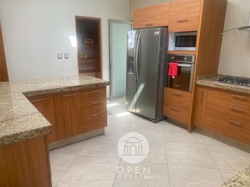 Venta o Renta Casa AMUEBLADA en Jiutepec Morelos