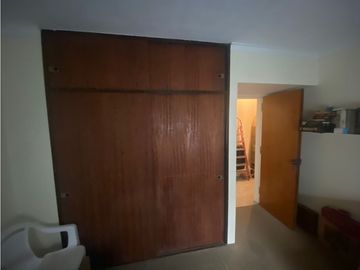 Chalet Cuatro Dormitorios Barrio Las Avenidas