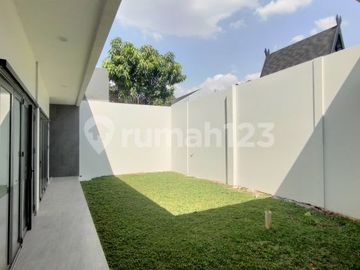Brand New Minimalis Modern House @ Puspita Loka, BSD