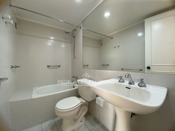 Departamento renovado a pasos de Plaza Perú