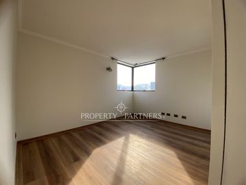 Departamento renovado a pasos de Plaza Perú