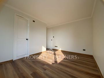Departamento renovado a pasos de Plaza Perú