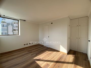 Departamento renovado a pasos de Plaza Perú