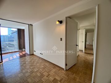 Departamento renovado a pasos de Plaza Perú