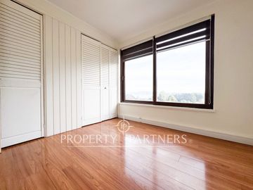 Se vende espectacular departamento con vista al Lago Llanquihue,  Edificio Los Castaños, Puerto Varas