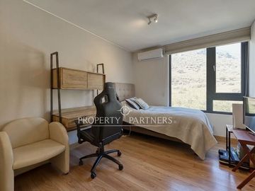 Moderno departamento dúplex con espectacular vista sector San Carlos de Apoquindo