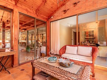 Hermosa casa en venta - Las Pircas, Peñalolén