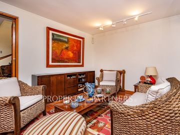 Hermosa casa en venta - Las Pircas, Peñalolén