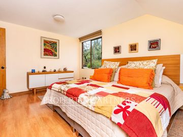 Hermosa casa en venta - Las Pircas, Peñalolén