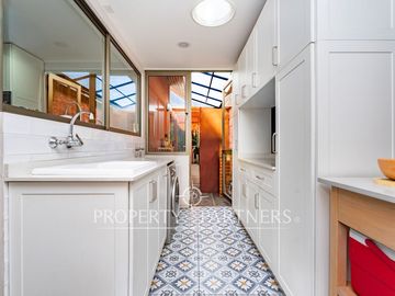 Hermosa casa en venta - Las Pircas, Peñalolén