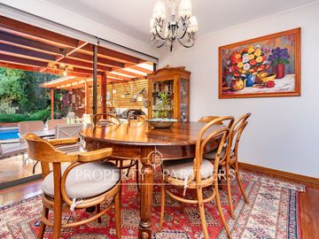Hermosa casa en venta - Las Pircas, Peñalolén