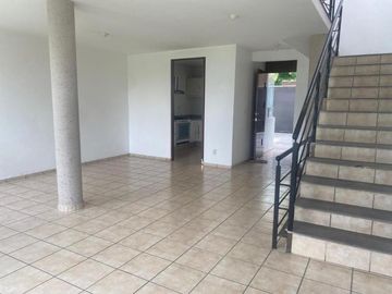 Casa en Venta en Lomas de Valle Dorado, Tlalnepantla