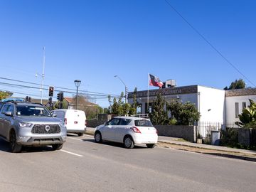 VENTA ESQUINA COMERCIAL |  INIGUALABLE VITRINA  EN ALGARROBO