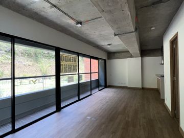 Apartaestudio estilo lof moderno en el Retiro.