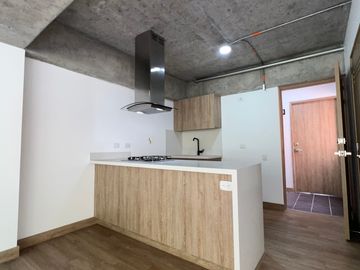 Apartaestudio estilo lof moderno en el Retiro.