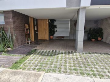 Casa par venta en parcelación en Rionegro
