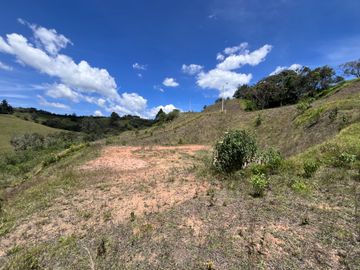 Lote en Parcelación en la vía San Antonio-La Ceja