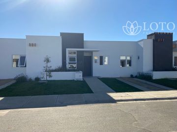 Casa privilegiada en exclusivo condominio Villa alemana