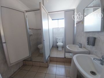 Propiedad comercial en perfecto estado Viña del Mar sector Oriente.