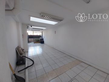 Propiedad comercial en perfecto estado Viña del Mar sector Oriente.