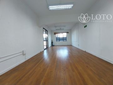 Propiedad comercial en perfecto estado Viña del Mar sector Oriente.