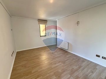 Departamento con excelente ubicación