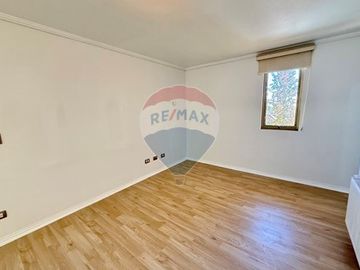 Departamento con excelente ubicación