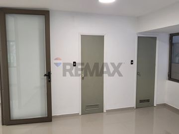 Local Comercial / Oficinas en Santiago Centro