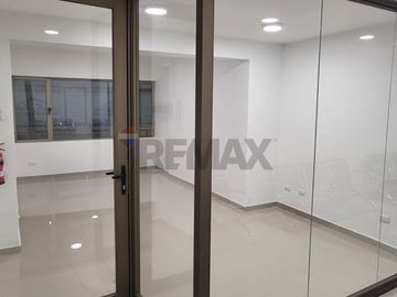 Local Comercial / Oficinas en Santiago Centro