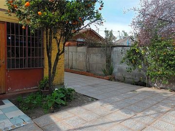Estupenda Casa en Pasaje Cerrado