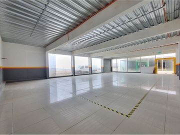 Planta libre Arriendo para bodega gimnasio Oficina
