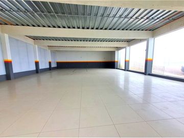 Planta libre Arriendo para bodega gimnasio Oficina