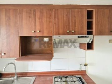 Amplio 3D2B y Bodega | Remodelado en Huérfanos