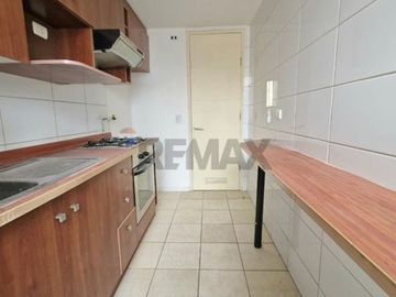 Amplio 3D2B y Bodega | Remodelado en Huérfanos