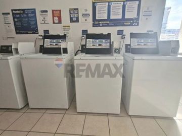 Amplio 3D2B y Bodega | Remodelado en Huérfanos