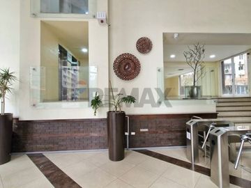 Amplio 3D2B y Bodega | Remodelado en Huérfanos
