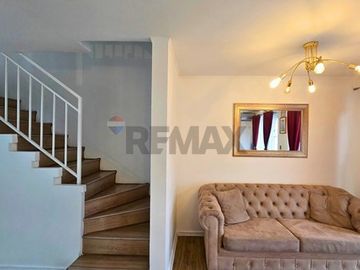 En venta Casa en Valle Grande, 3 pisos, Jardín.