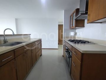 ARRIENDO de APARTAMENTO en SABANETA