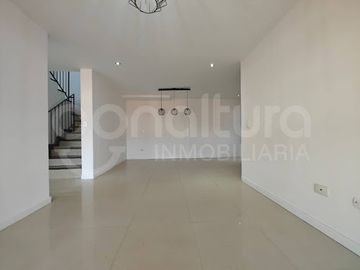 ARRIENDO de APARTAMENTO en ENVIGADO