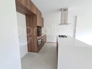 ARRIENDO de APARTAMENTO en SABANETA