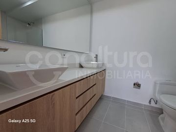 ARRIENDO de APARTAMENTO en SABANETA