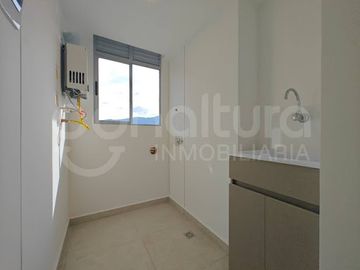 ARRIENDO de APARTAMENTO en ENVIGADO