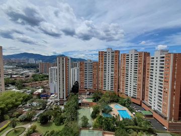 ARRIENDO de APARTAMENTO en SABANETA