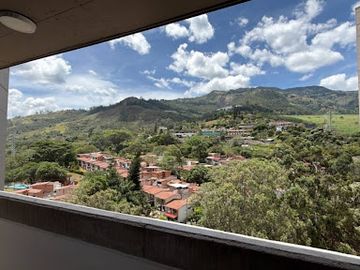 ARRIENDO de APARTAMENTO en COPACABANA