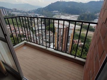 ARRIENDO de APARTAMENTO en LA ESTRELLA