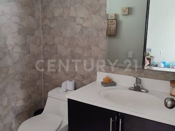 CASA EN RENTA | VENTANAS DE LA HUASTECA | SANTA CATARINA, NL