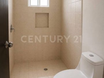CASA EN RENTA | VENTANAS DE LA HUASTECA | SANTA CATARINA, NL